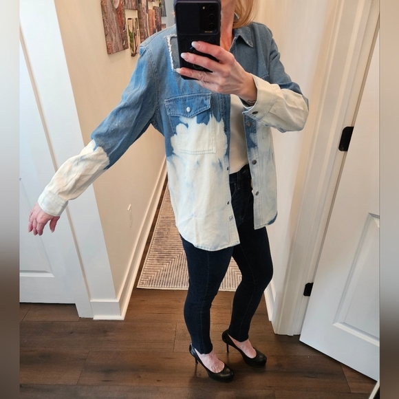 NWT Rails Turner Bleached Denim Shirt - SIZE S - Picture 2 of 14